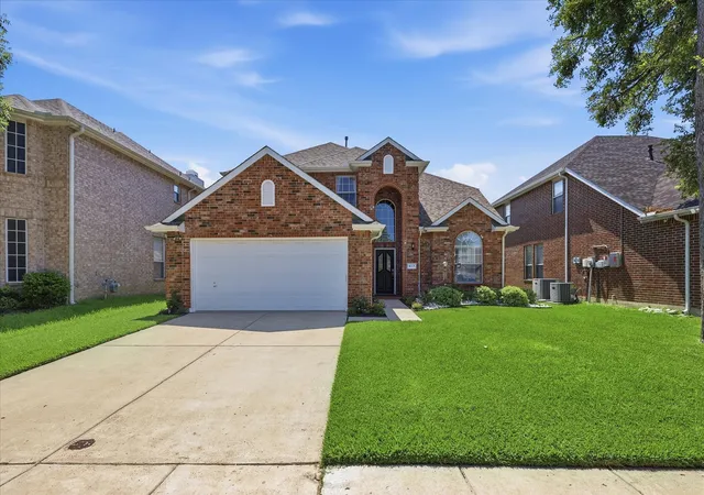 Photo 1 of Single family home for sale at 517 Waterview Dr, Coppell, TX 75019 | MLS# 21324820 | Listing updated on 2026-09-19