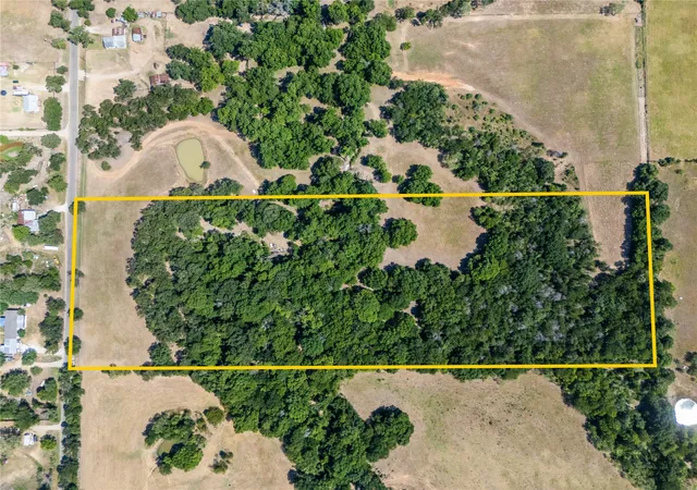 Photo 1 of Land for sale at 661 Clater Powell Rd, Waco, TX 76705 | MLS# 21324897 | Listing updated on 2026-08-31