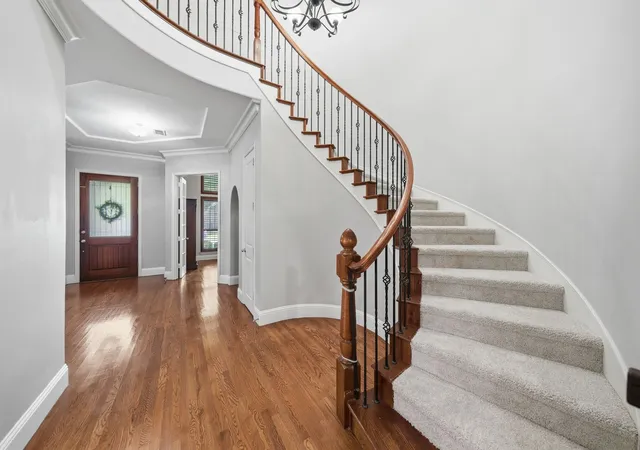 Photo 2 of Single family home for sale at 860 Blackberry Ln, Allen, TX 75013 | MLS# 21297599 | Listing updated on 2026-09-12