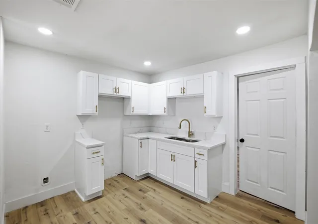 Photo 1 of Single family home for sale at 3308 Rufus St, Fort Worth, TX 76119 | MLS# 21325141 | Listing updated on 2026-09-10