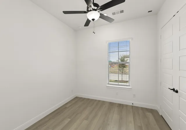 Photo 3 of Single family home for sale at 5416 Sundareson, Aubrey, TX 76227 | MLS# 21325003 | Listing updated on 2026-09-11