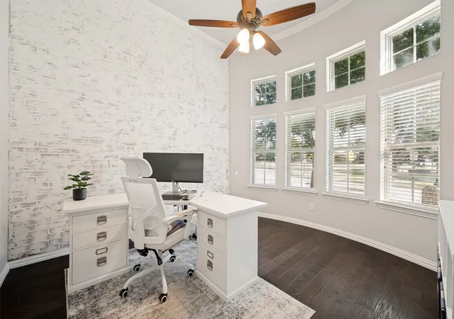 Photo 2 of Single family home for sale at 6921 Grand Mesa Pkwy, Mc Kinney, TX 75070 | MLS# 21323690 | Listing updated on 2026-09-12