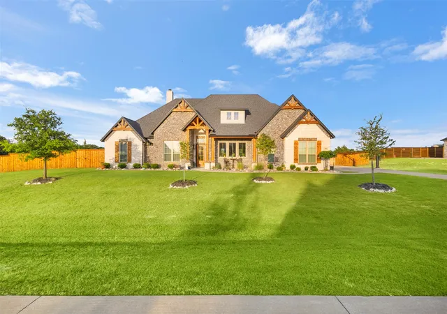 Photo 1 of Single family home for sale at 161 Adkins Trl, Waxahachie, TX 75167 | MLS# 21325166 | Listing updated on 2026-09-12