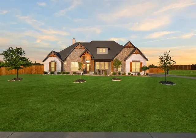 Photo 2 of Single family home for sale at 161 Adkins Trl, Waxahachie, TX 75167 | MLS# 21325166 | Listing updated on 2026-09-12