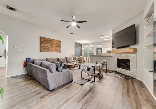 Photo 2 of Sale Pending at 8169 Royal Terrace Ln, Fort Worth, TX 76120 | MLS# 21325393 | Listing updated on 2026-09-23
