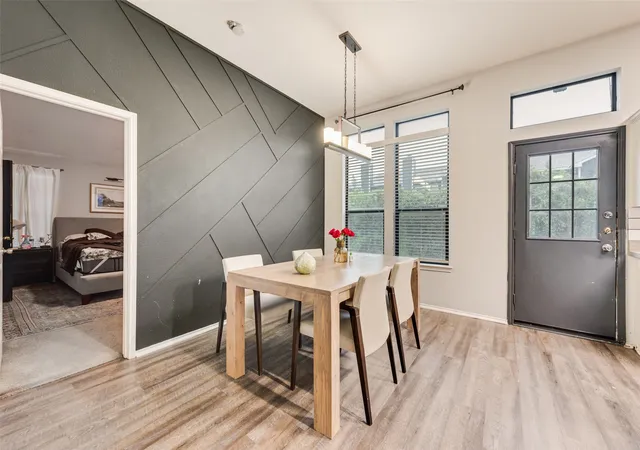 Photo 3 of Sale Pending at 8169 Royal Terrace Ln, Fort Worth, TX 76120 | MLS# 21325393 | Listing updated on 2026-09-23