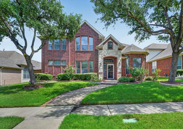 Photo 1 of Single family home for sale at 1521 Shepherd Ln, Carrollton, TX 75007 | MLS# 21325488 | Listing updated on 2026-09-12