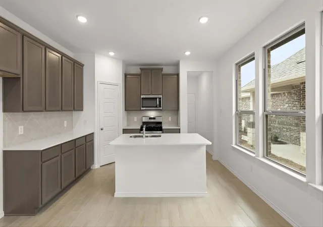 Photo 4 of Single family home for sale at 1716 Rufian Dr, Aubrey, TX 76227 | MLS# 21325630 | Listing updated on 2026-09-11