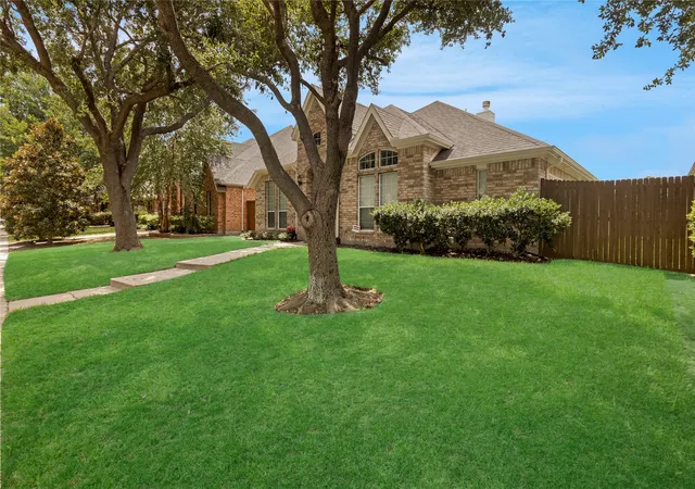 Photo 3 of Single family home for sale at 4037 Navarro Wy, Frisco, TX 75034 | MLS# 21325334 | Listing updated on 2026-09-12