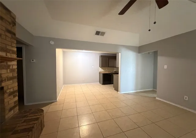 Photo 4 of Single family home for sale at 1712 San Rafael St, Fort Worth, TX 76134 | MLS# 21325335 | Listing updated on 2026-07-29