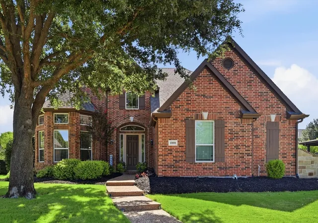 Photo 3 of Sale Pending at 1309 Shropshire Ct, Keller, TX 76248 | MLS# 21320089 | Listing updated on 2026-09-18