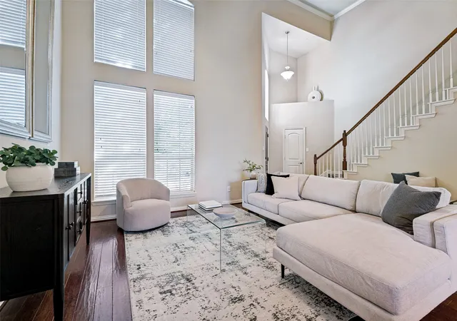 Photo 3 of Townhouse for sale at 4916 Empire Wy, Irving, TX 75038 | MLS# 21324254 | Listing updated on 2026-09-07
