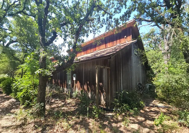 Photo 3 of Single family home for sale at 1121 Thornridge Cir, Argyle, TX 76226 | MLS# 21302512 | Listing updated on 2026-09-29