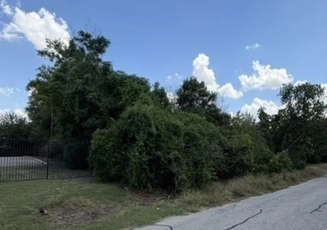 Land for sale at 2120 Castleberry Cut-Off, Fort Worth, TX 76114 | MLS# 21324598