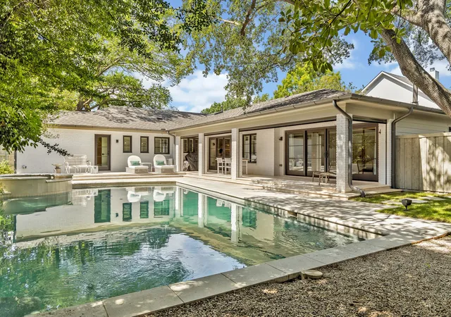 Photo 1 of Single family home for sale at 6625 Bob O Link Dr, Dallas, TX 75214 | MLS# 21325960 | Listing updated on 2026-09-13