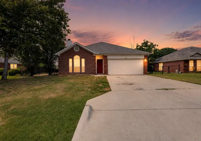 Photo 1 of Single family home for sale at 406 Redbud Ln, Tolar, TX 76476 | MLS# 21326003 | Listing updated on 2026-10-05