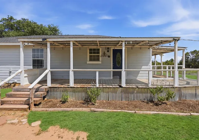 Photo 4 of Single family home for sale at 7801 Wd Ct, Lipan, TX 76462 | MLS# 21324030 | Listing updated on 2026-09-09