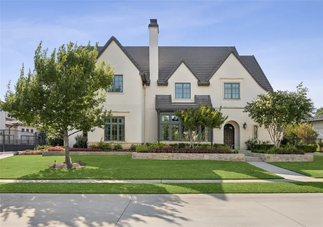 Photo 1 of Single family home for sale at 2021 Granada Trl, Roanoke, TX 76262 | MLS# 21312000 | Listing updated on 2026-09-10