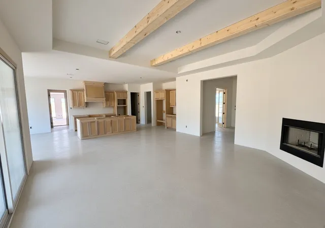 Photo 4 of Single family home for sale at 112 Turtle Back Rdg, Decatur, TX 76234 | MLS# 21326137 | Listing updated on 2026-10-04