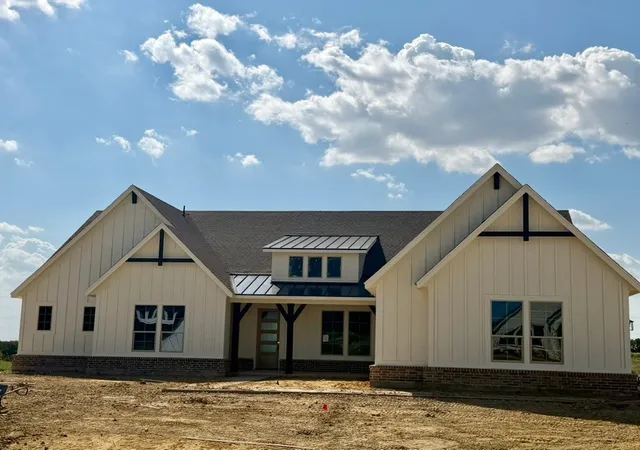 Photo 1 of Single family home for sale at 6520 Huron Dr, Blue Ridge, TX 75424 | MLS# 21324150 | Listing updated on 2026-09-14