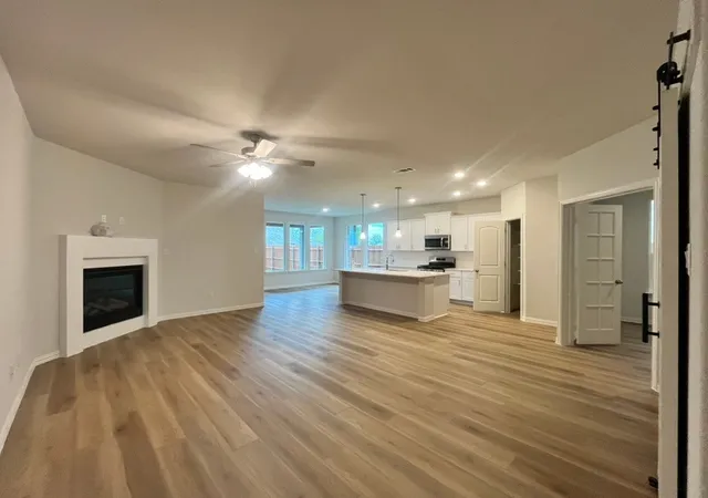 Photo 4 of Single family home for sale at 10004 Birchpoint Dr, Fort Worth, TX 76108 | MLS# 21326194 | Listing updated on 2026-09-10