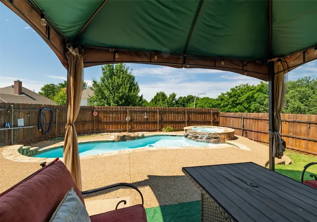 Photo 4 of Single family home for sale at 5213 Gulfwind Ln, Fort Worth, TX 76123 | MLS# 21326166 | Listing updated on 2026-09-13