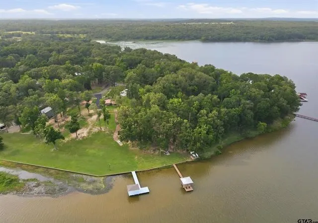 Photo 2 of Single family home for sale at 20 Red Oak, Scroggins, TX 75480 | MLS# 21326365 | Listing updated on 2026-10-20