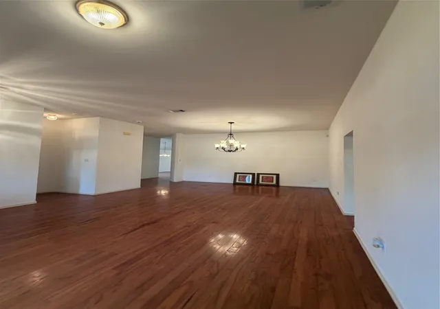 Photo 3 of Single family home for sale at 5109 Spicewood Dr, Mc Kinney, TX 75070 | MLS# 21326360 | Listing updated on 2026-09-25