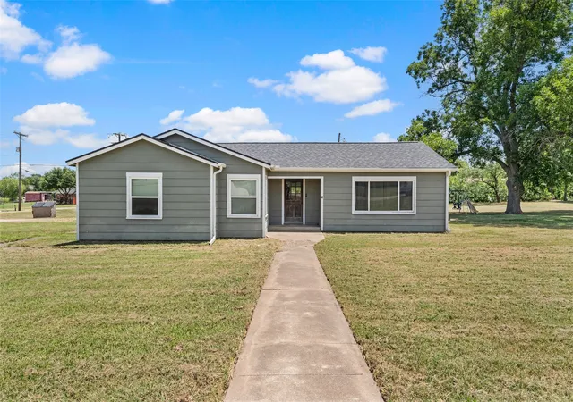 Photo 1 of Sale Pending at 332 Illinois, China Spring, TX 76633 | MLS# 21326408 | Listing updated on 2026-09-14