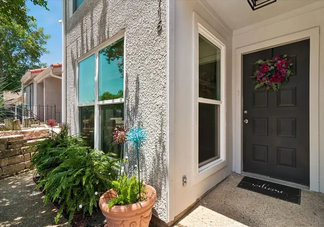 Photo 2 of Sale Pending at 3716 Mediterranean St, Rockwall, TX 75087 | MLS# 21322619 | Listing updated on 2026-09-28