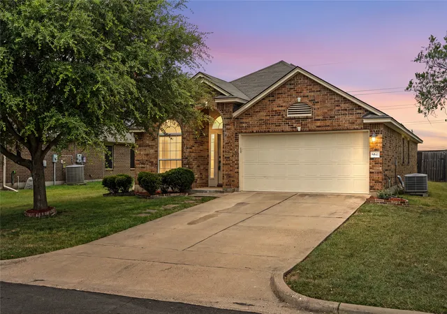Photo 1 of Single family home for sale at 6541 Serena Ln, Woodway, TX 76712 | MLS# 21325855 | Listing updated on 2026-09-10