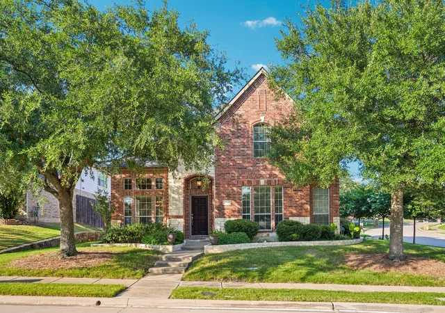 Photo 2 of Single family home for sale at 1150 Waterwood Cir, Rockwall, TX 75087 | MLS# 21324056 | Listing updated on 2026-09-12