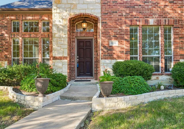 Photo 3 of Single family home for sale at 1150 Waterwood Cir, Rockwall, TX 75087 | MLS# 21324056 | Listing updated on 2026-09-12