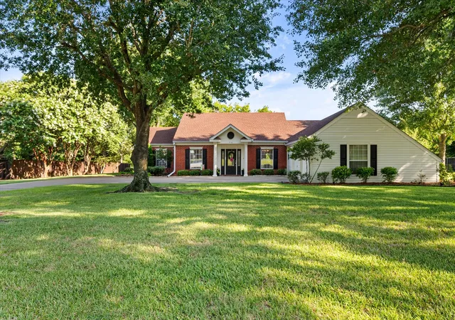 Photo 40 of Sale Pending at 716 Meadow Dr, Corsicana, TX 75110 | MLS# 21326180 | Listing updated on 2026-09-14