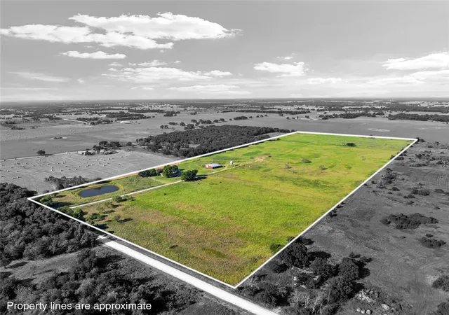 Photo 1 of Sale Pending at 729 Hcr 2224 E, Aquilla, TX 76622 | MLS# 21325871 | Listing updated on 2026-09-23