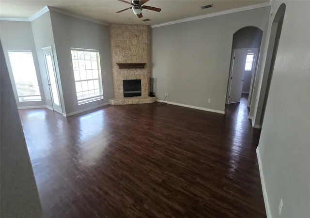 Photo 3 of Single family home for sale at 436 W Wall St, Hewitt, TX 76643 | MLS# 21326103 | Listing updated on 2026-09-14