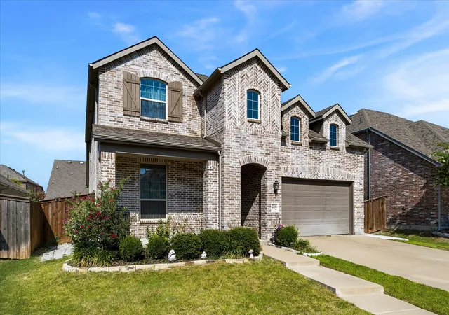 Photo 3 of Single family home for sale at 2146 Mossbrook Dr, Royse City, TX 75189 | MLS# 21313239 | Listing updated on 2026-09-12