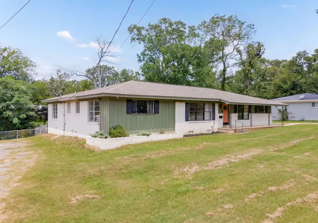 Photo 28 of Single family home for sale at 137 Gardner Dr, Palestine, TX 75803 | MLS# 21326190 | Listing updated on 2026-07-29