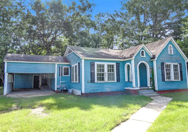 Photo 1 of Sale Pending at 433 N Main St, Sibley, LA 71073 | MLS# 21320832 | Listing updated on 2026-09-09