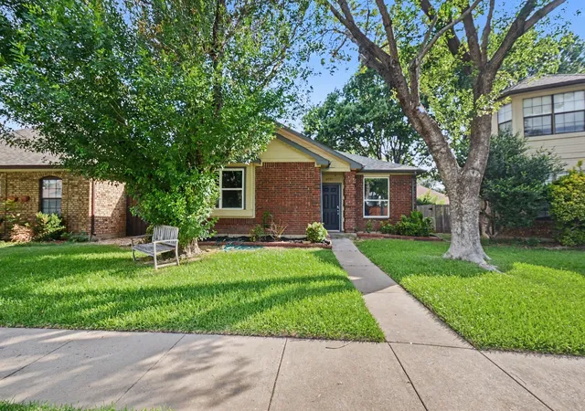 Photo 2 of Single family home for sale at 4337 Harvest Hill Rd, Carrollton, TX 75010 | MLS# 21326573 | Listing updated on 2026-09-08