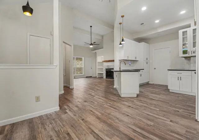 Photo 4 of Single family home for sale at 4337 Harvest Hill Rd, Carrollton, TX 75010 | MLS# 21326573 | Listing updated on 2026-09-08
