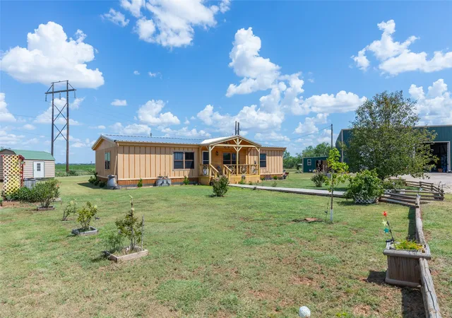 Photo 3 of Manufactured home for sale at 7167 Spinks Rd, Abilene, TX 79603 | MLS# 21323108 | Listing updated on 2026-09-28