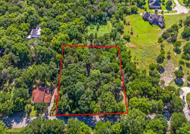 Photo 3 of Land for sale at 3 Robin, Cedar Hill, TX 75104 | MLS# 21326984 | Listing updated on 2026-09-12