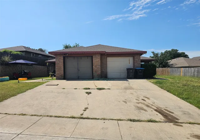 Photo 1 of Multi family home for sale at 2825 Ridgecrest Dr, Fort Worth, TX 76133 | MLS# 21326379 | Listing updated on 2026-09-11