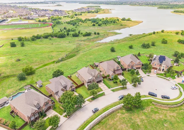 Photo 1 of Sale Pending at 1233 Clearwater Dr, Frisco, TX 75036 | MLS# 21326991 | Listing updated on 2026-09-08