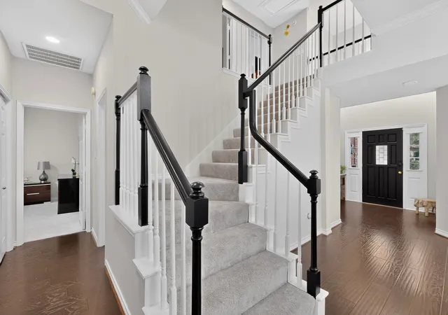 Photo 3 of Single family home for sale at 3400 Paint Brush Ln, Bedford, TX 76021 | MLS# 21327082 | Listing updated on 2026-09-12