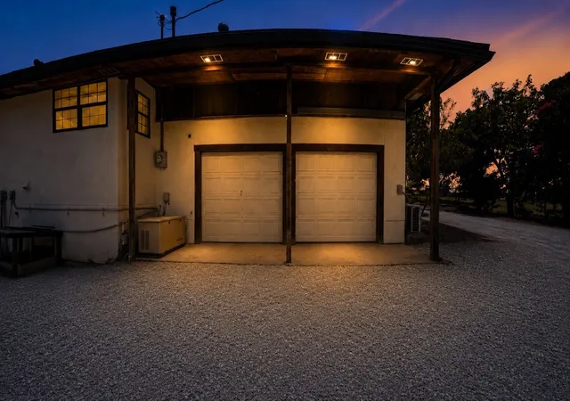 Photo 4 of Single family home for sale at 2913 County Road 920, Crowley, TX 76036 | MLS# 21318715 | Listing updated on 2026-09-10