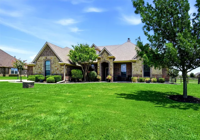 Photo 2 of Single family home for sale at 14216 Lucille Dr, Newark, TX 76071 | MLS# 21327189 | Listing updated on 2026-09-15