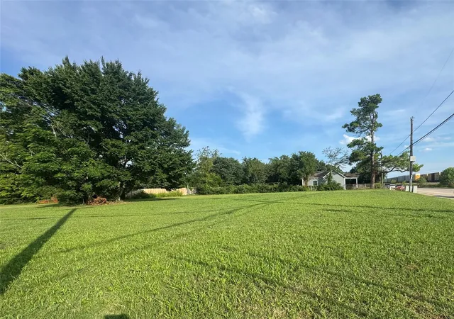 Photo 2 of Land for sale at 7902 Carbondale St, Dallas, TX 75216 | MLS# 21327201 | Listing updated on 2026-08-31