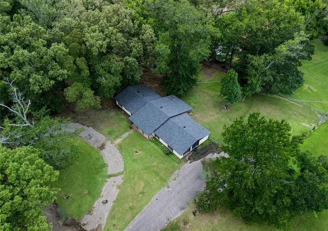 Photo 3 of Single family home for sale at 104 N Timberlane, Lone Star, TX 75668 | MLS# 21316273 | Listing updated on 2026-09-10